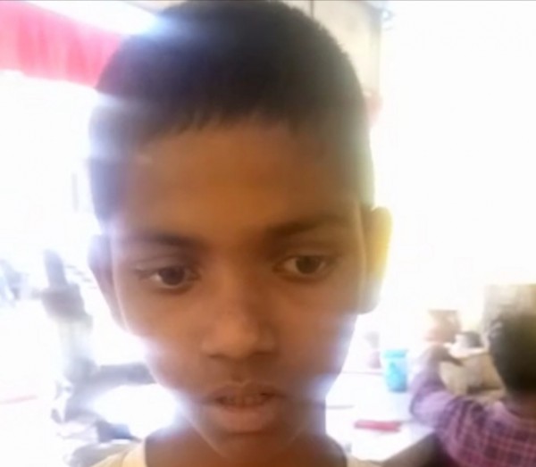 शौच करने गए किशोर को गांव के दबंग ने पीटा