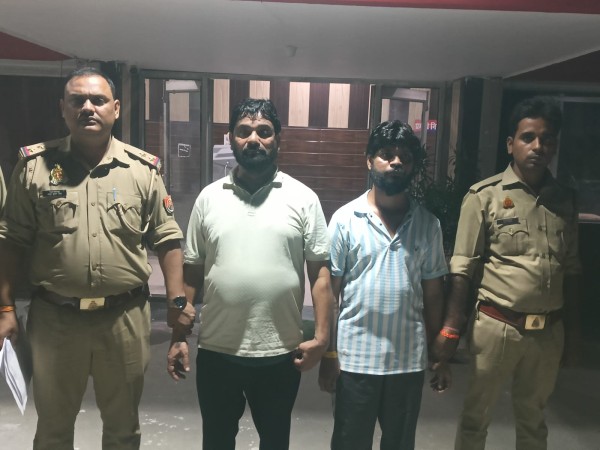 करोड़ों की जमीन बेचने के फर्जीवाड़े में फरार पूर्व प्रधान और बेटा रायबरेली से गिरफ्तार, 25-25 हजार के थे इनामी