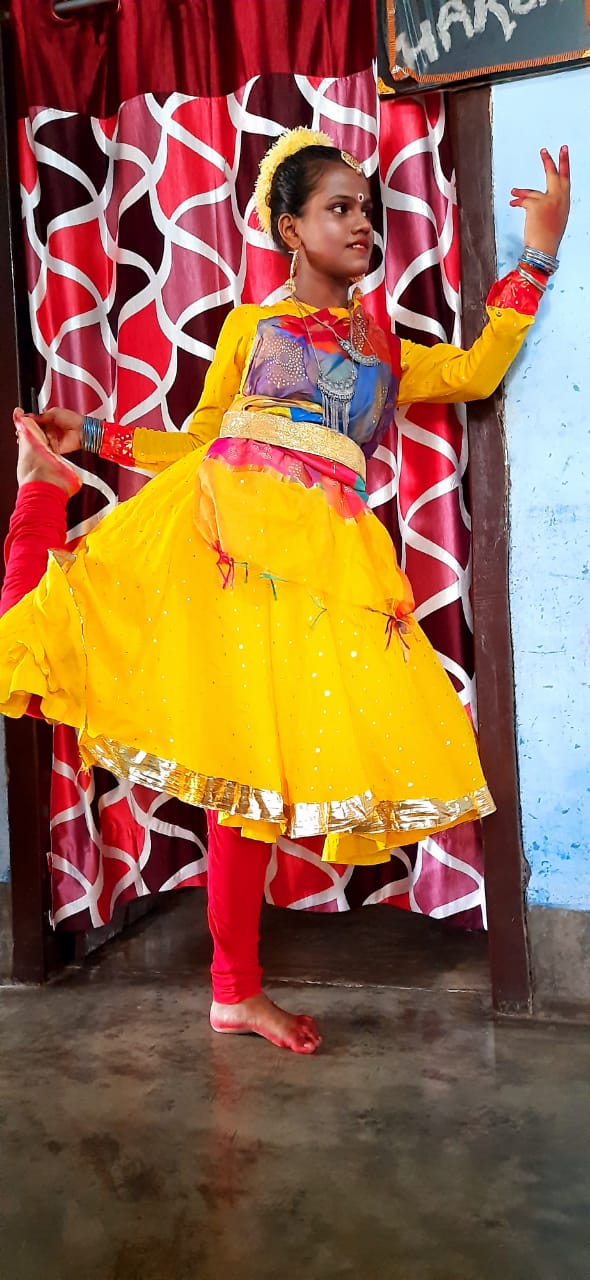 कुमारी वैष्णवी ने नब्बे मिनट कथक क्लासिकल मिक्स विधा पर नृत्य प्रस्तुति दी