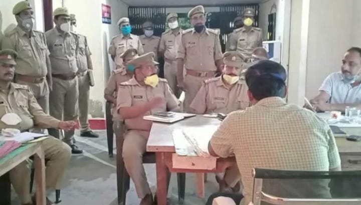 प्रतापगढ़ में एक ही थाने के 09 पुलिस कर्मियों की कोरोना जांच रिपोर्ट पायी गयी पॉजिटिव