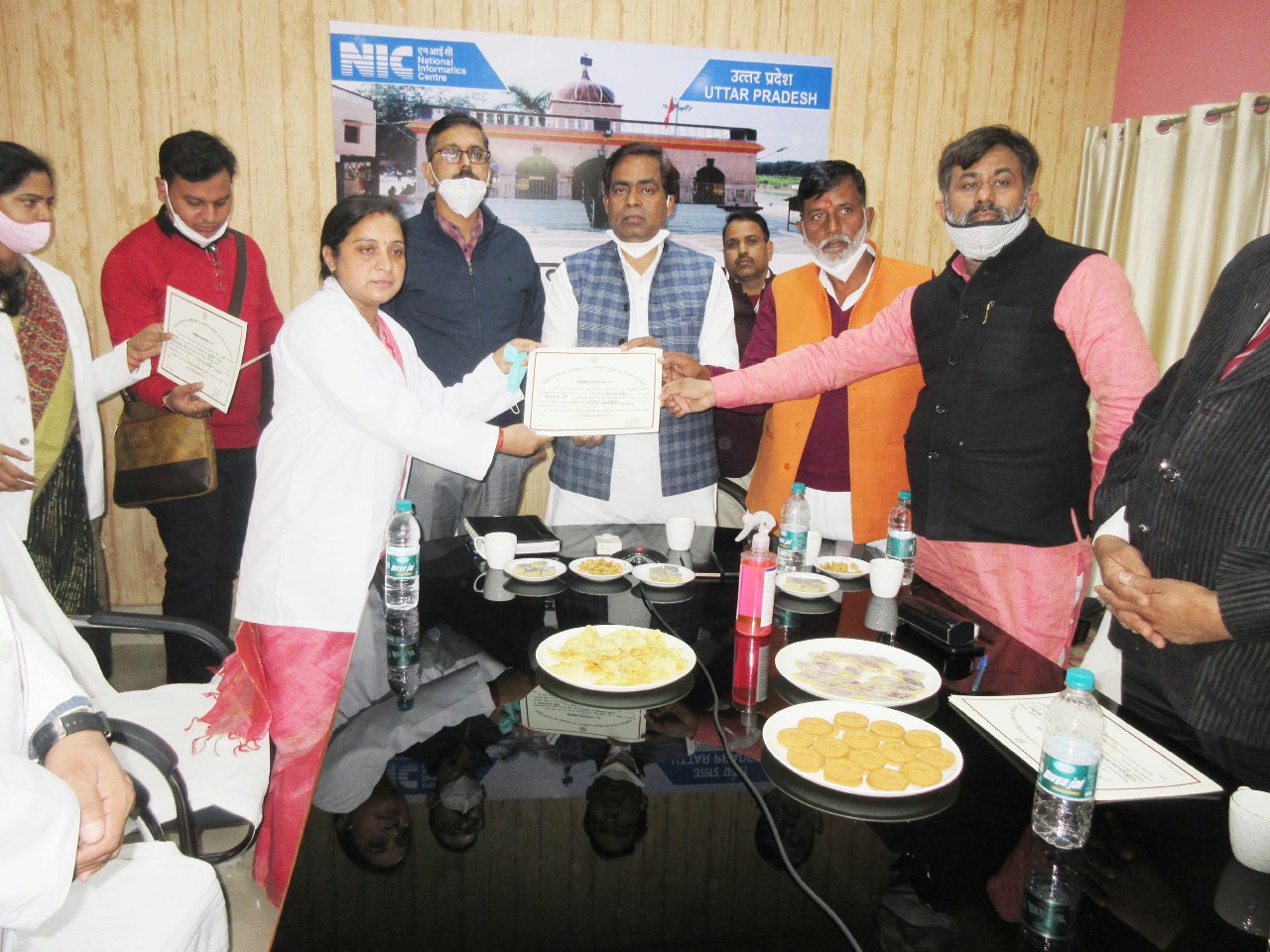 मुख्यमंत्री ने नवनियुक्त होम्योपैथिक एवं आयुर्वेदिक चिकित्साधिकारियों को नियुक्ति पत्र का किया वितरण