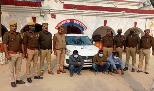 पुलिस के हत्थे चढा एटीएम चोरों का अंतर्जनपदीय गिरोह