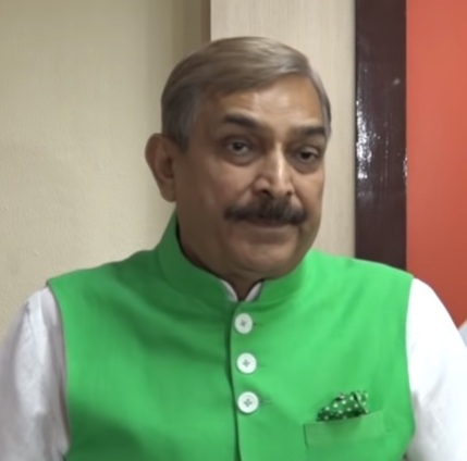 किसानों से राजहठ छोड़ राजधर्म का निर्वहन करते हुए खुद वार्ता शुरू करें प्रधान मंत्री--प्रमोद तिवारी