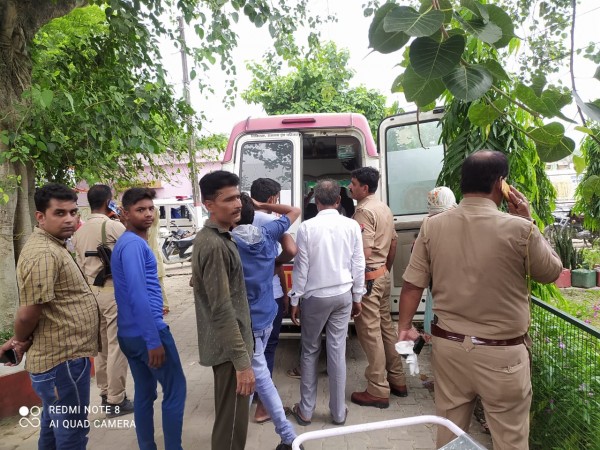 संदिग्ध परिस्थितियों में युवक को लगी गोली, प्रयागराज रेफर
