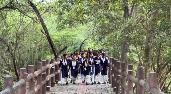 अयोध्या से वाराणसी, उन्नाव, लखनऊ, गाजीपुर और चंदौली में प्राकृतिक आकर्षणों को देखने का अवसर