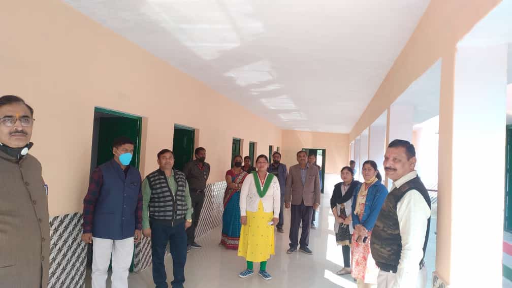 उच्च प्राथमिक विद्यालय छितपाल गढ़ का किया गया औचक निरीक्षण