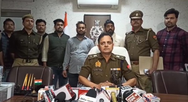 लखनऊ पुलिस की बड़ी कार्रवाई: अरबों की ठगी करने वाला 'बीटेक' शातिर गिरफ्तार, बॉलीवुड स्टार से कराता था कंपनी का प्रमोशन