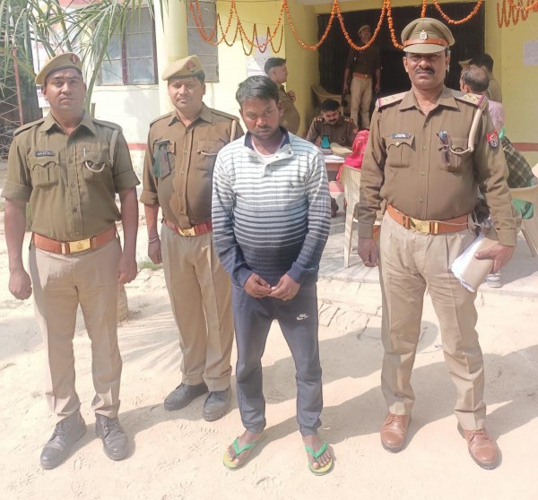 15000 रुपये का इनामिया एक वांछित अभियुक्त गिरफ्तार