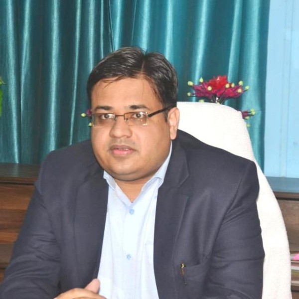 जिलाधिकारी ने दीपावली पर्व पर दिया जनपदवासियों को शुभकामना