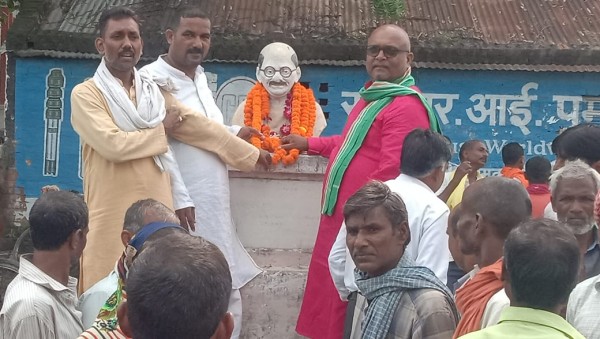 स्वराज का सपना बापू ने ही दिखाया था-- करुण पांडेय