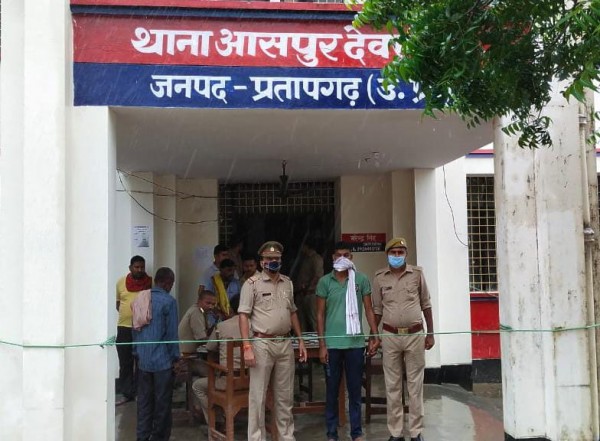 एक वांछित अभियुक्त गिरफ्तार