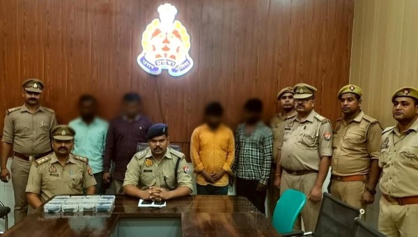 ट्रेन में चोरी करने वाले गिरोह का पर्दाफाश, 4 आरोपी गिरफ्तार