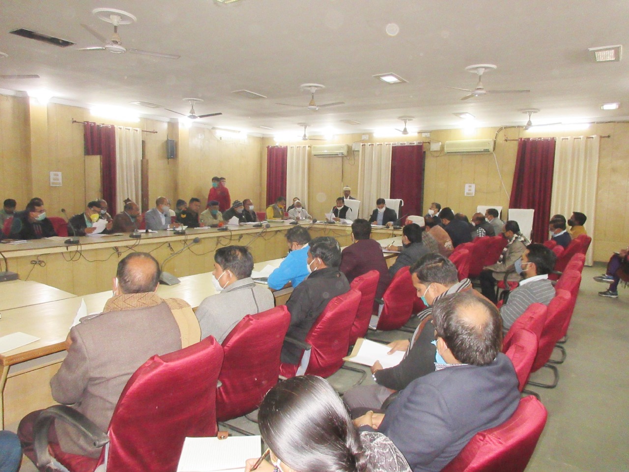गणतंत्र दिवस समारोह को गरिमापूर्ण एवं हर्षोल्लास के साथ मनाया जाये --जिलाधिकारी