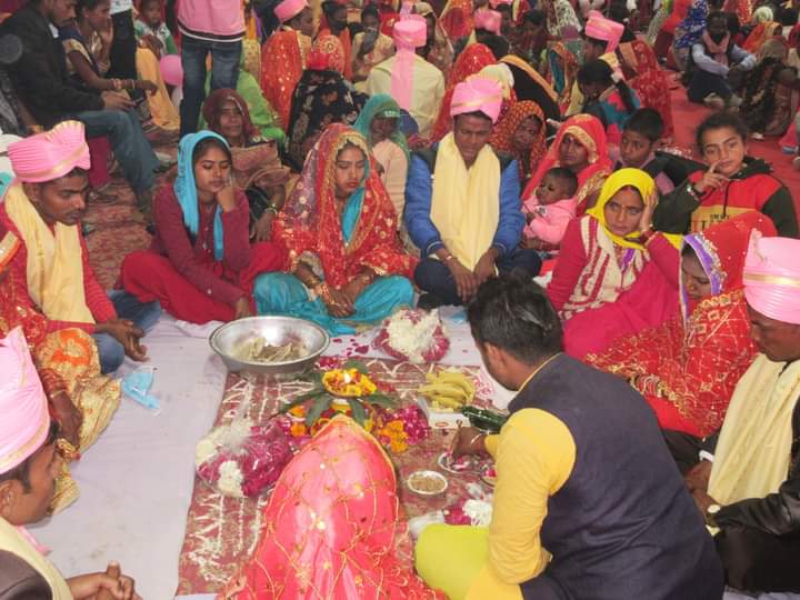 प्रतापगढ में मुख्यमंत्री  सामूहिक विवाह योजनान्तर्गत 58 जोडो का विवाह पूरे विधि विधान के साथ हुआ सम्पन्न