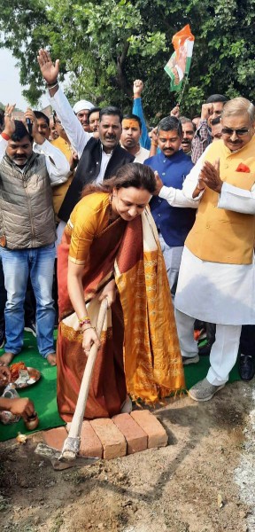 प्रदेश में विकास का मॉडल क्षेत्र बनेगा रामपुर खास--- प्रमोद तिवारी