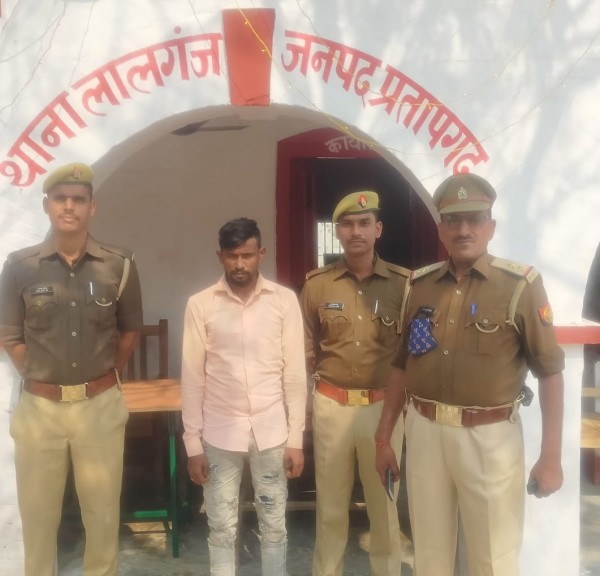 01 वांछित अभियुक्त गिरफ्तार