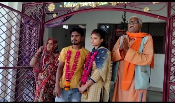 कोतवाली में बने शिव मंदिर में प्रेमी जोड़ों ने किया विवाह