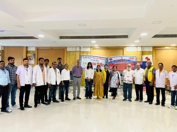 IMRT बिजनेस स्कूल में स्वैच्छिक रक्तदान शिविर का हुआ आयोजन