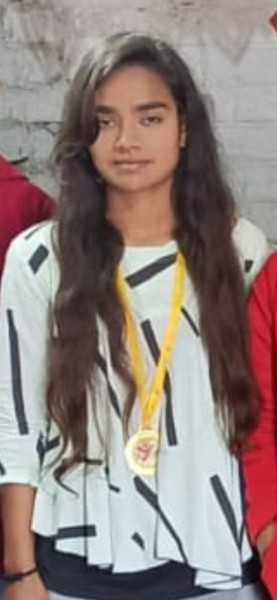 सगाई के बाद युवती ने दी जान, घर की खुशियों में पसरा मातम