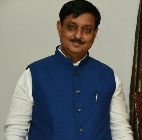 ब्लाक प्रमुख चुनाव में बदलते समीकरण से परिवर्तन की लहर चलने के संकेत