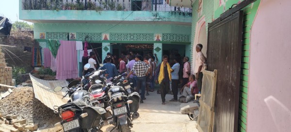 काकोरी में युवती ने फांसी लगाकर दी जान, परिजनों ने युवक पर लगाया प्रताड़ना का आरोप