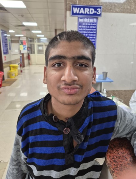 केजीएमयू ने उठाई मरीज को उसके घर तक पहुंचाने की जिम्मेदारी