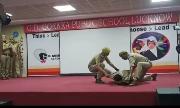 जीडी गोयनका पब्लिक स्कूल में "पुलिस माई फ्रेंड" कार्यक्रम का आयोजन किया गया।