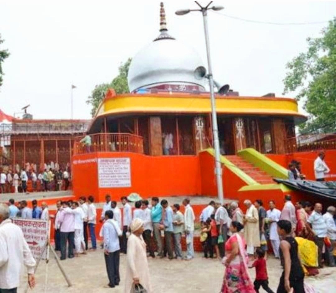 बालू के बजरंगबली के दर्शन मात्र से दूर होते हैं सभी रोग