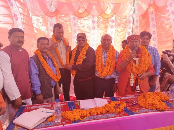 भगवान विश्वकर्मा के वंशज एकजुट होकर लडें अपने अधिकार की लड़ाई---महेंद्र विश्वकर्मा