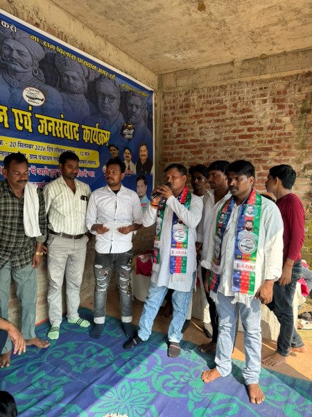 मलिहाबाद में लोजपा (आर) की दलित चौपाल, सैकड़ों लोगों ने ली सदस्यता