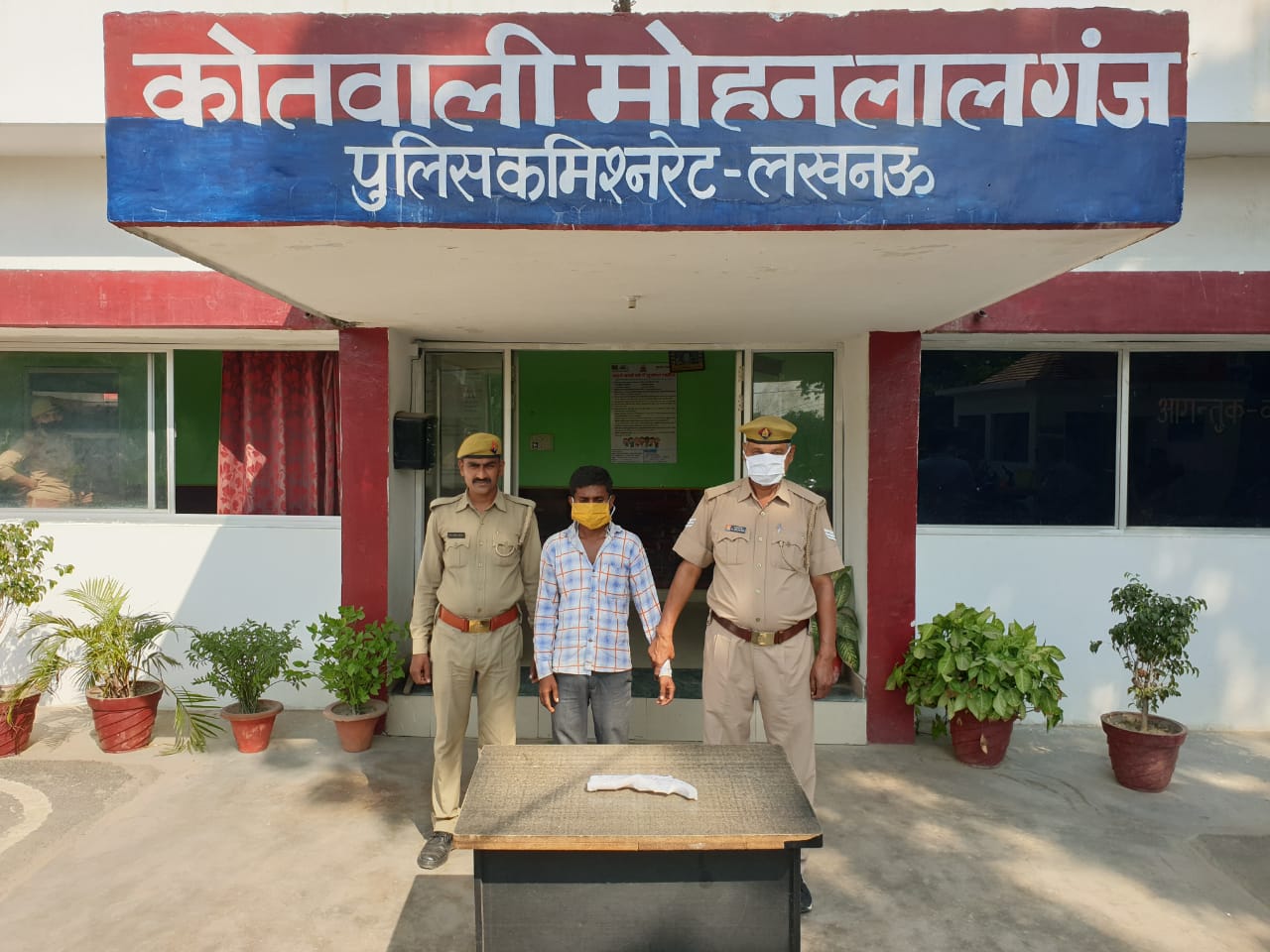 गैंगेस्टर एक्ट के अपराधी को अवैध तमंचे के साथ पुलिस ने  भेजा जेल