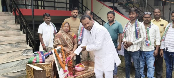 गरीबों वंचितों की सेवा संकल्प के रूप में पुण्यतिथि मनाई
