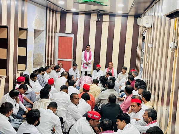 समाजवादी पार्टी लखनऊ की मासिक बैठक सम्पन्न, आगामी चुनावों की रणनीति पर ज़ोर