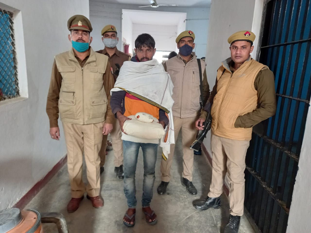 अवैध गांजा के साथ एक अभियुक्त गिरफ्तार, भेजा गया जेल