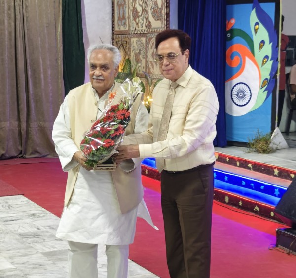दि लखनऊ पब्लिक कॉलेजिएट में मनाया गया स्थापना दिवस समारोह