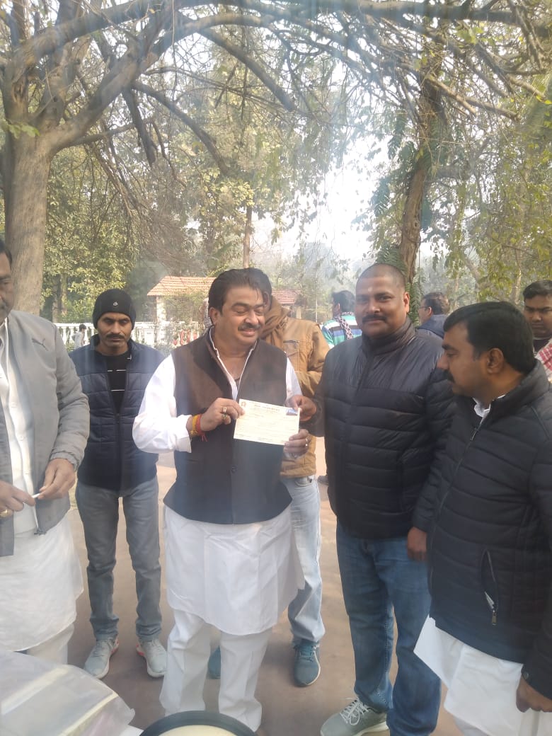 राम मंदिर निर्माण निधि में राजा भैया ने भी दिया योगदान
