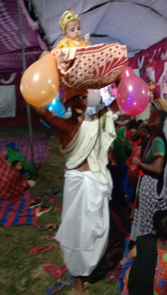भक्त का चरण पकड़ने से ही भगवान की प्राप्ति संभव--आचार्य प्रचंड देव