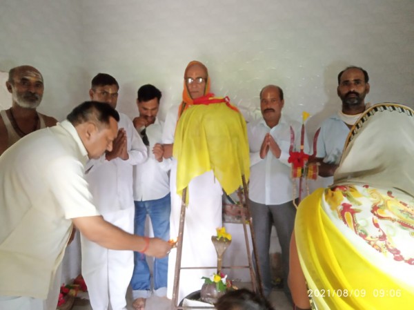 बाबा अमरनाथ धाम में हर्षोल्लास पूर्वक संपन्न हुआ सामूहिक जलाभिषेक
