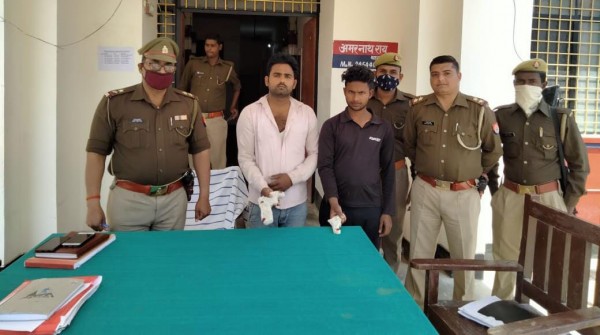 चेकिग के दौरान 02 अवैध तमंचा व 03 कारतूस के साथ दो अभियुक्त गिरफ्तार