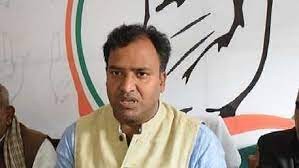 अखिलेश यादव का अपना जातिगत वोटर भी सपा के मुस्लिम प्रत्याशी को वोट नहीं देता- शाहनवाज़ आलम
