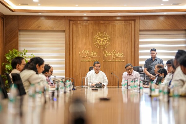 30 लाख दीपों से जगमगाएगी अयोध्या, 2100 ड्रोन शो से बढ़ेगा दीपोत्सव का आकर्षण