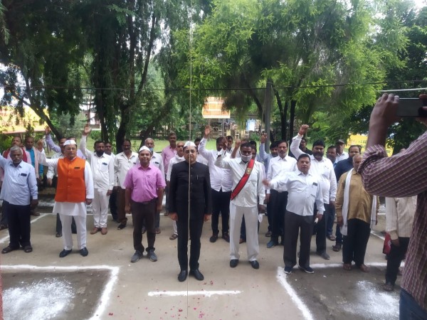 गांधी-- शास्त्री जयंती पर नगरीय एवं ग्रामीण अंचलों में हुए विविध आयोजन, दी गई पुष्पांजलि