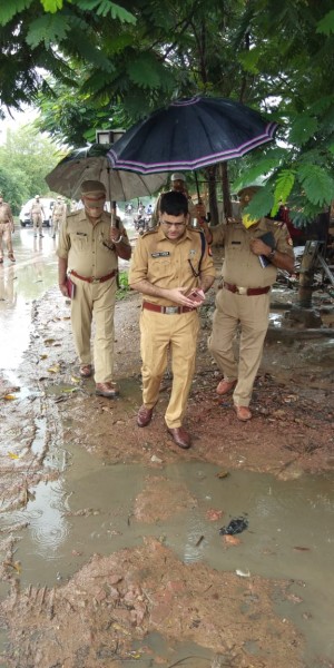 पत्रकार सुलभ श्रीवास्तव की संदिग्ध मौत मामले में हत्या का मामला दर्ज, पत्नी को मिलेगी नौकरी