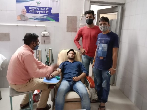 रक्तदान संस्थान द्वारा प्रदान कराया गया मरीजों को रक्त