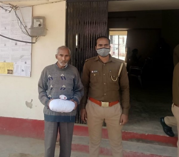 100 ग्राम अवैध गांजा के साथ 01 अभियुक्त गिरफ्तार