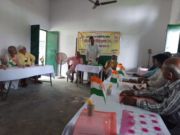 "कहै दरोगा नोट धरो ना, अब जिन आया भाय करोना"