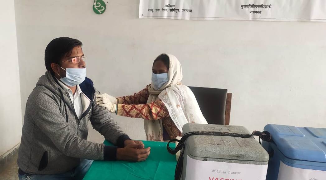 कोरोना वैक्सीन के ड्राई रन का हुआ डेमो सावधानियो पर मंथन