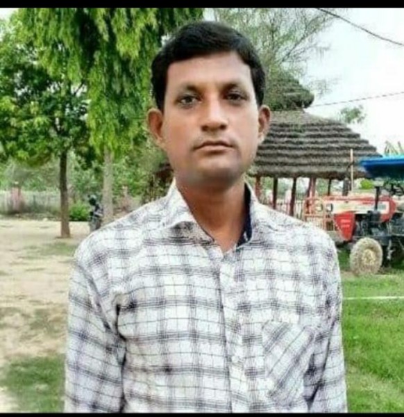 प्रधानाचार्य विकास सिंह की अंत्येष्टि में उमड़ा जनसैलाब