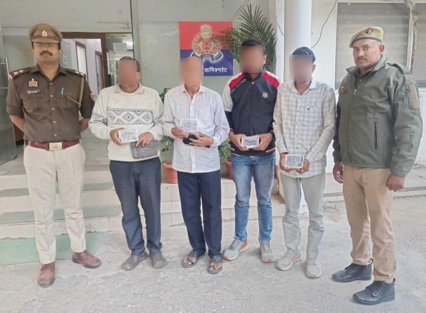 तनिष्क शोरूम से पौने सात लाख के डायमंड बैंगल्स की चोरी का पर्दाफाश