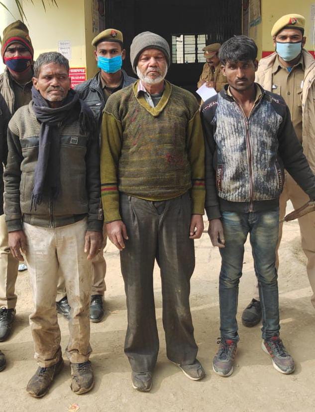 गोवंश की तस्करी करने वाले गिरोह के03 अभियुक्त गिरफ्तार